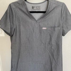 FIGS Catarina Scrub Top in Graphite / grey